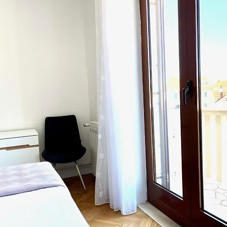 Vito Apartman *