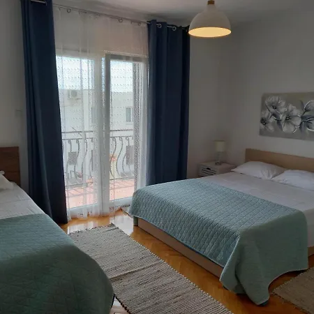Apartment Vito Podgora